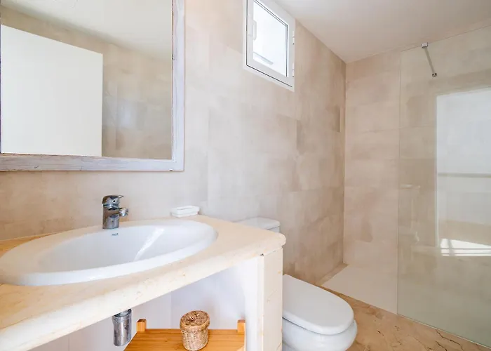 Hébergement de vacances Marc 6 *